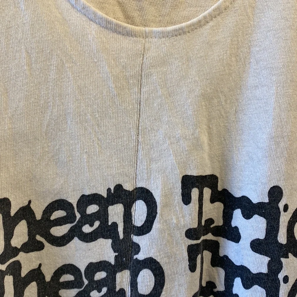 Authentic vintage Cheap Trick tank from 1988 Australian tour - Picture 2 of 12